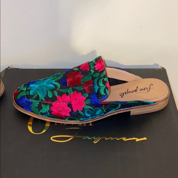 Floral slides - Picture 2 of 3
